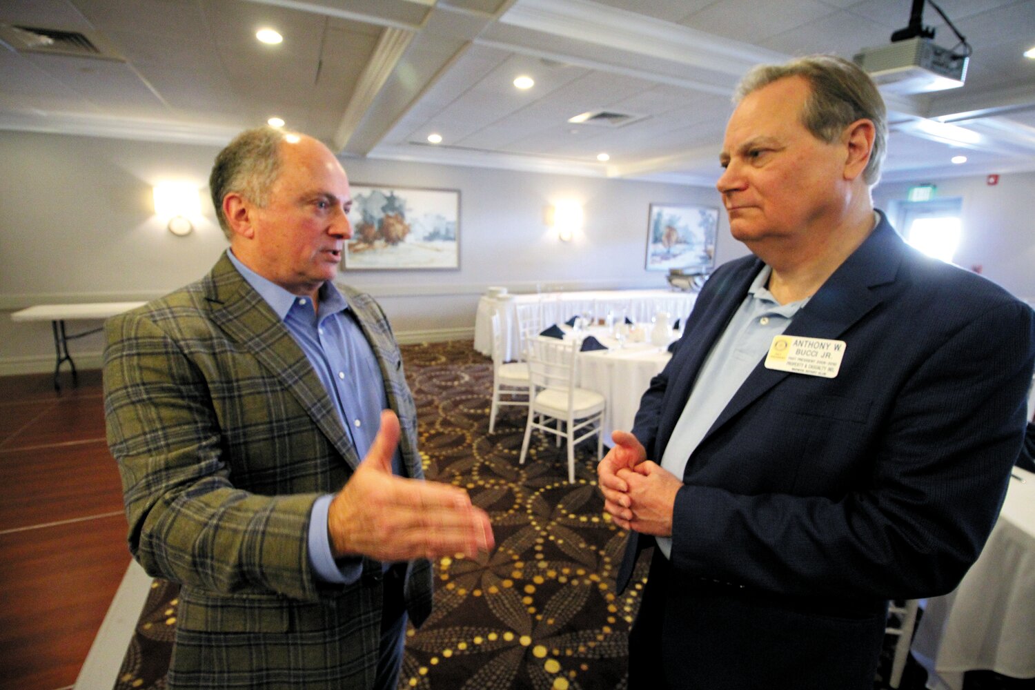 EMPTY-HANDED: Ken Block, left, talks with Warwick Rotary Club member Tony Bucci. He said after extensive research of voting data he concluded there was not a sufficient amount of voter fraud to alter the outcome of the 2020 Presidential election. (Warwick Beacon photo)